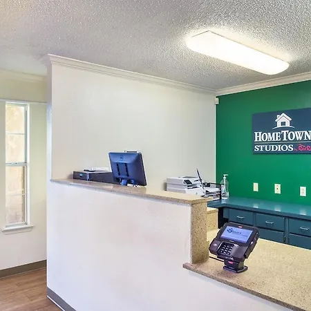 Hometowne Studios Dallas - North Addison/ Tollway